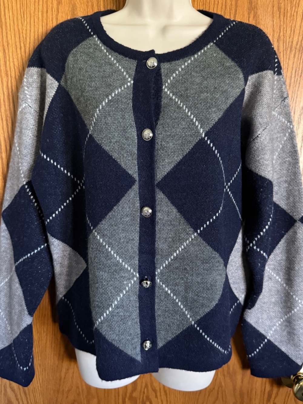 Merokeety Blue and Gray Plaid Cardigan Sweater Long Sleeves Women's Size Medium
